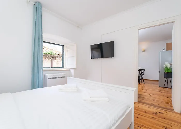 Kenova Apartments Old Town