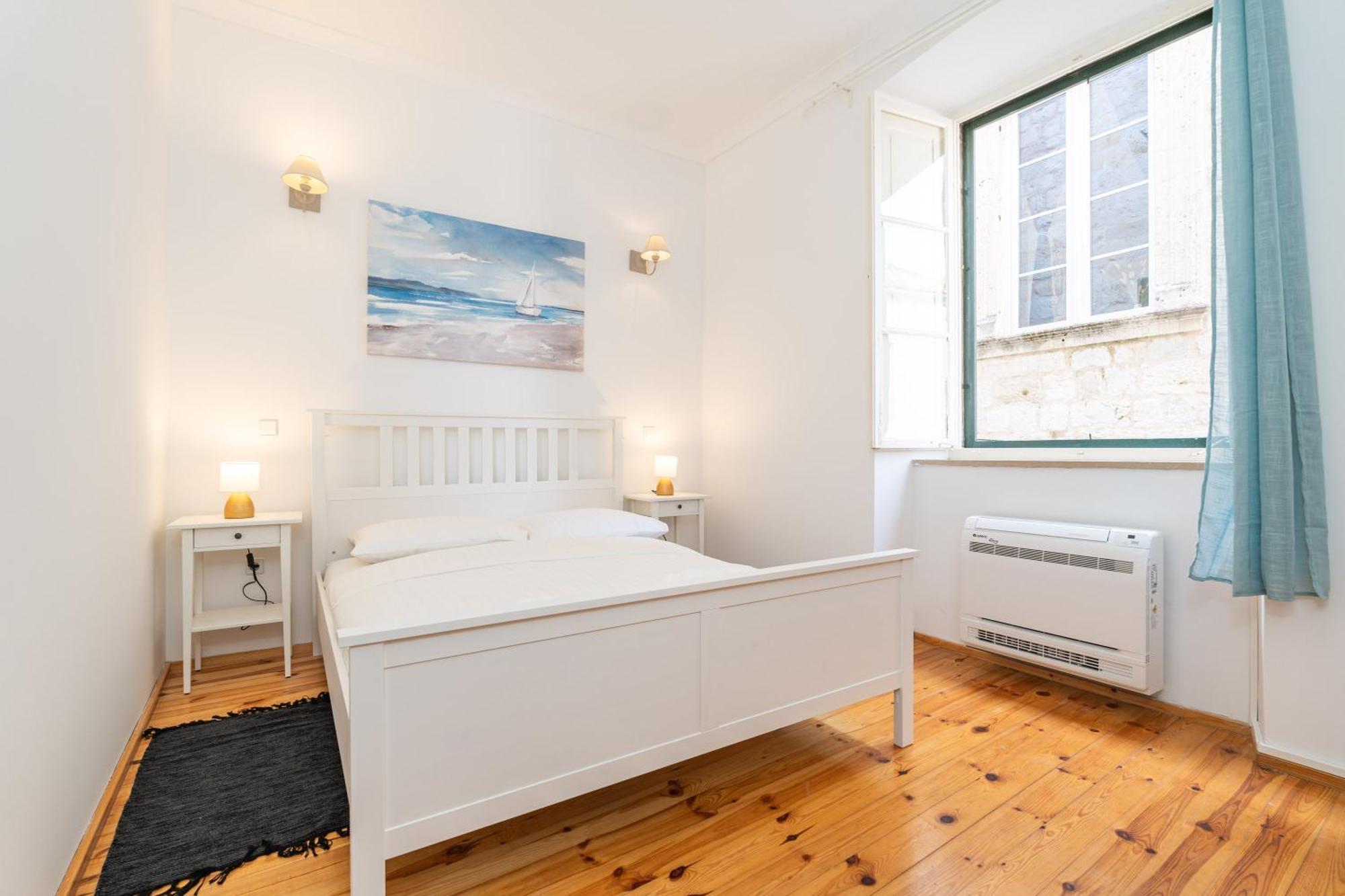 Apartma Kenova Old Town
